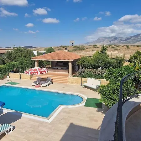 Σπίτι διακοπών Luxurious Private With Pool And Mountain View