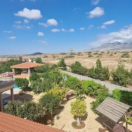 Luxurious Private With Pool And Mountain View Σπίτι διακοπών *
