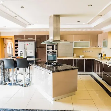 Σπίτι διακοπών Luxurious Private With Pool And Mountain View *