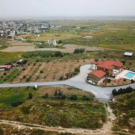 Luxurious Private With Pool And Mountain View Dasaki Achnas