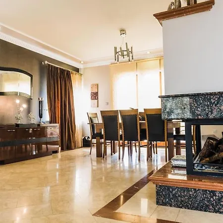 Luxurious Private With Pool And Mountain View Holiday home *